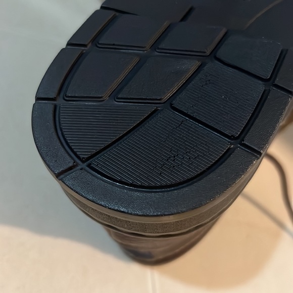 Clarks boots full grain new with box - Picture 4 of 7